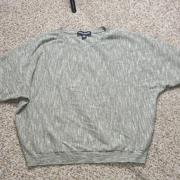 🎯5 For $25🎯DKNY Sage Green Doloman Sweater - Picture 1 of 9